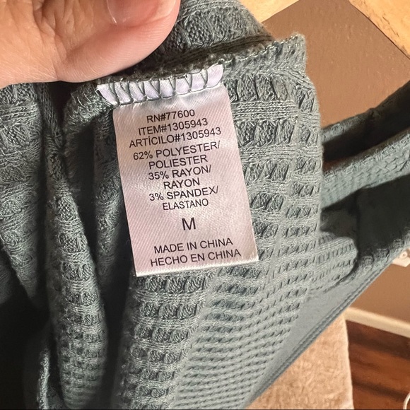 Chaser Waffle Texture Thermal Long Sleeve Top Size Medium - Picture 5 of 8